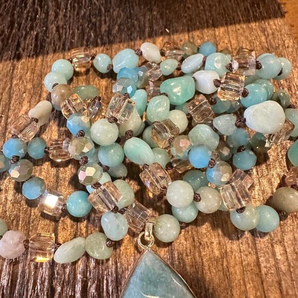 Bohemian Natural Green Pendant‎ Necklace with Rock Crystal Beads - Handcrafted G - Picture 5 of 6